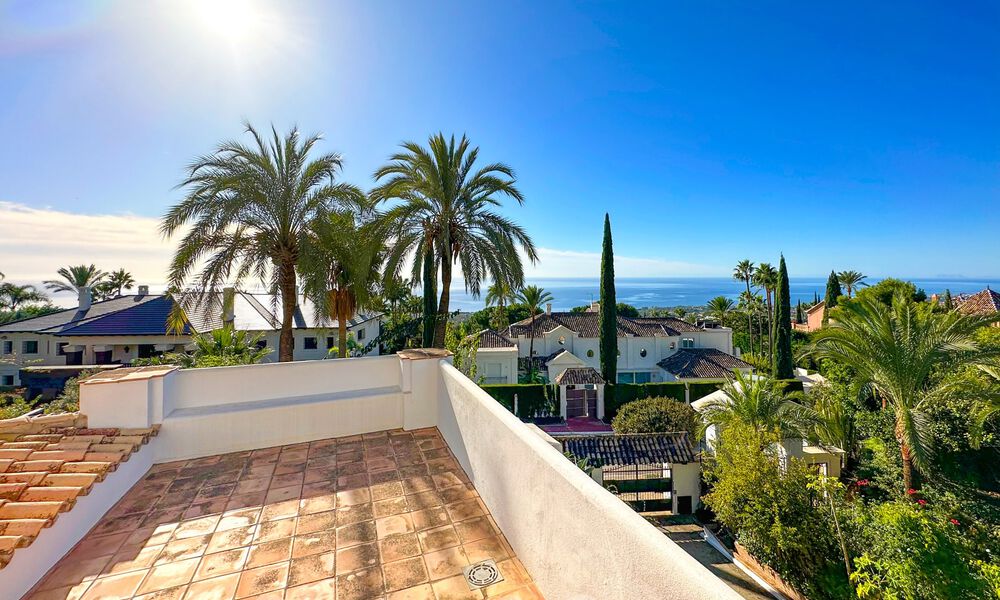 Andalusian luxury villa for sale in the exclusive residential area of Sierra Blanca on Marbella's Golden Mile 63107