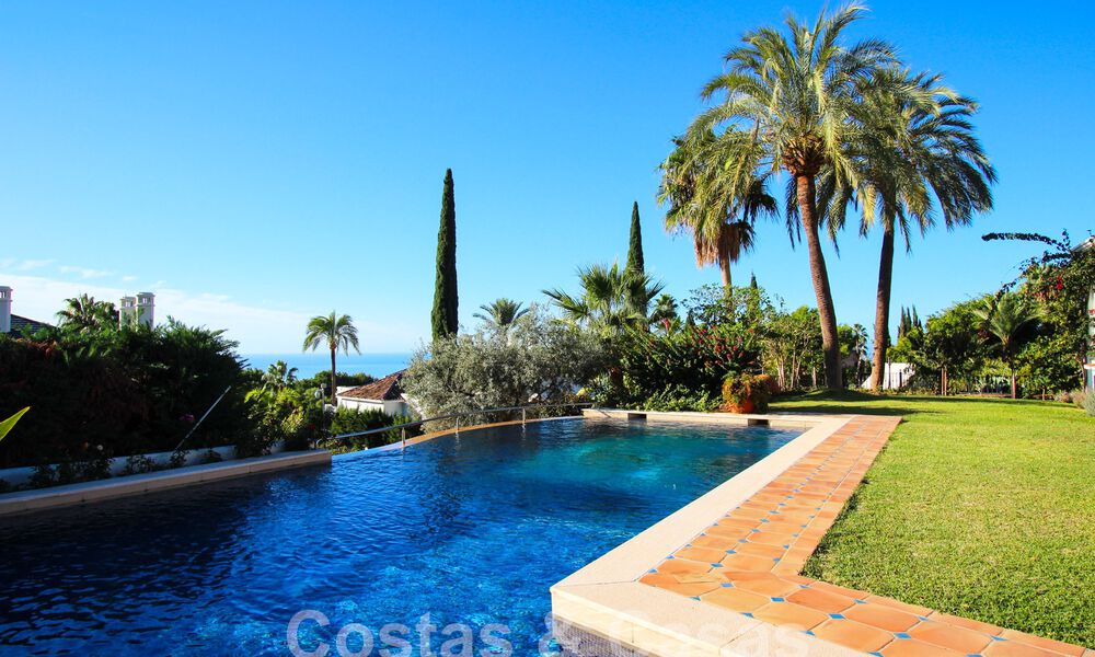 Andalusian luxury villa for sale in the exclusive residential area of Sierra Blanca on Marbella's Golden Mile 63112