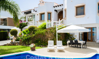 Mediterranean luxury villa with sea views for sale in golf surroundings near Estepona centre 63371 