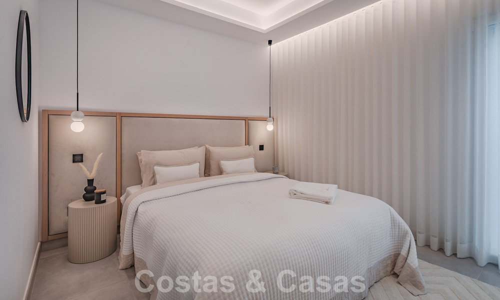 Modern refurbished penthouse for sale, front line in Puerto Banus' iconic marina, Marbella 63458