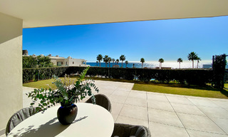 Modern garden apartment for sale with sea views in a luxury beach complex on the New Golden Mile, Marbella – Estepona 63416 