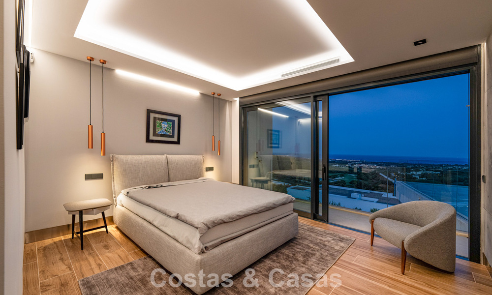 Stylish, modern luxury villa for sale with sea views in a preferred, gated community of Sotogrande, Costa del Sol 63503