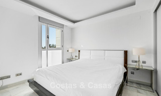 Modern, beachside penthouse with 3 bedrooms for sale in a contemporary complex in San Pedro, Marbella 63624 