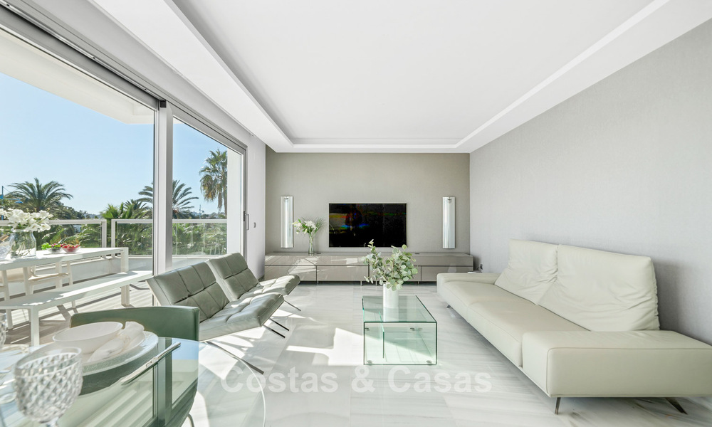 Modern, beachside penthouse with 3 bedrooms for sale in a contemporary complex in San Pedro, Marbella 63636
