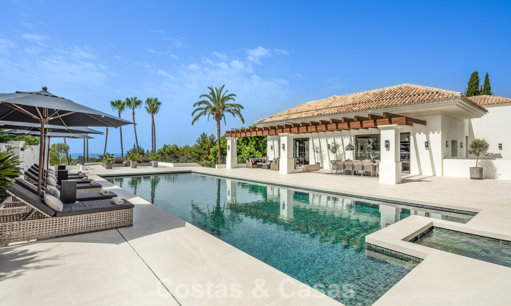Spacious luxury mansion for sale with sea views and 5-star amenities on Marbella's Golden Mile 63651