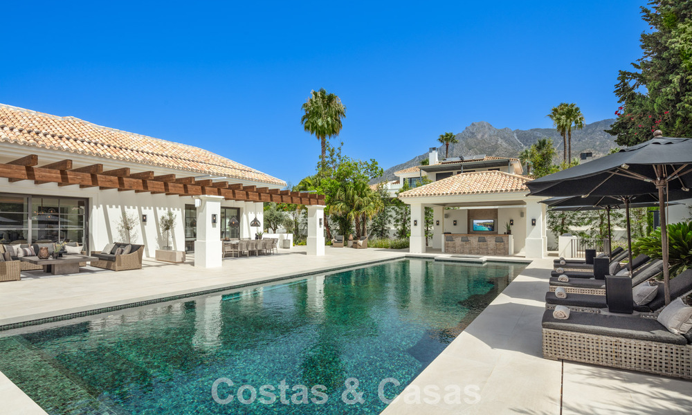 Spacious luxury mansion for sale with sea views and 5-star amenities on Marbella's Golden Mile 63652