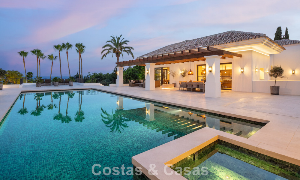 Spacious luxury mansion for sale with sea views and 5-star amenities on Marbella's Golden Mile 63707