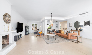 Contemporary Mediterranean luxury villa for sale in a preferred residential area in Nueva Andalucia, Marbella 63597 