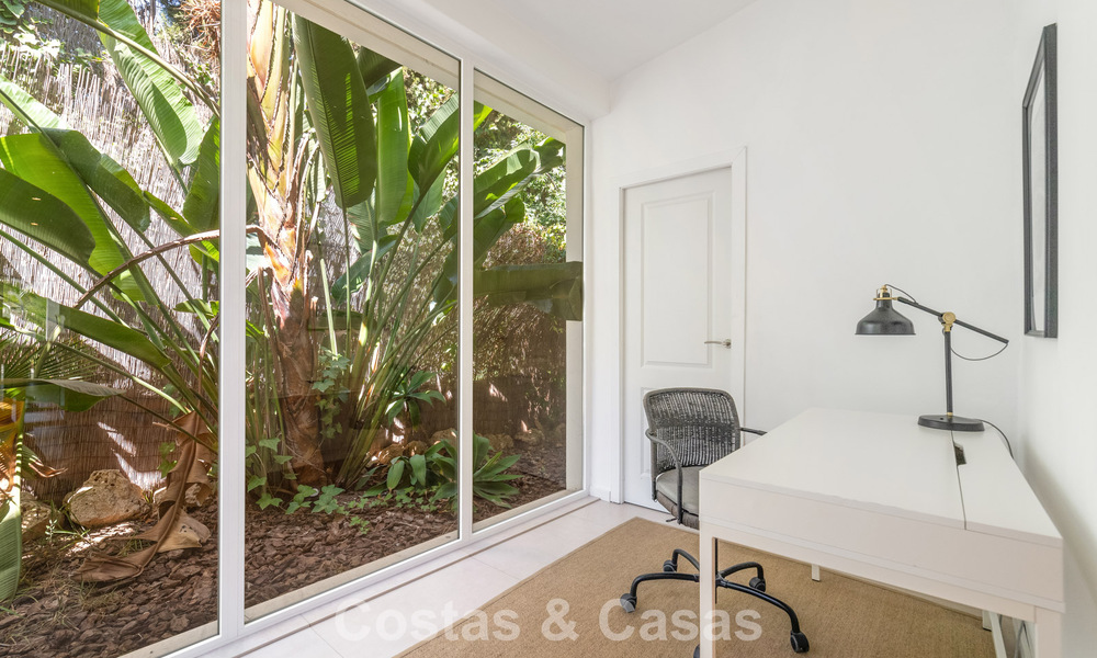 Contemporary Mediterranean luxury villa for sale in a preferred residential area in Nueva Andalucia, Marbella 63603