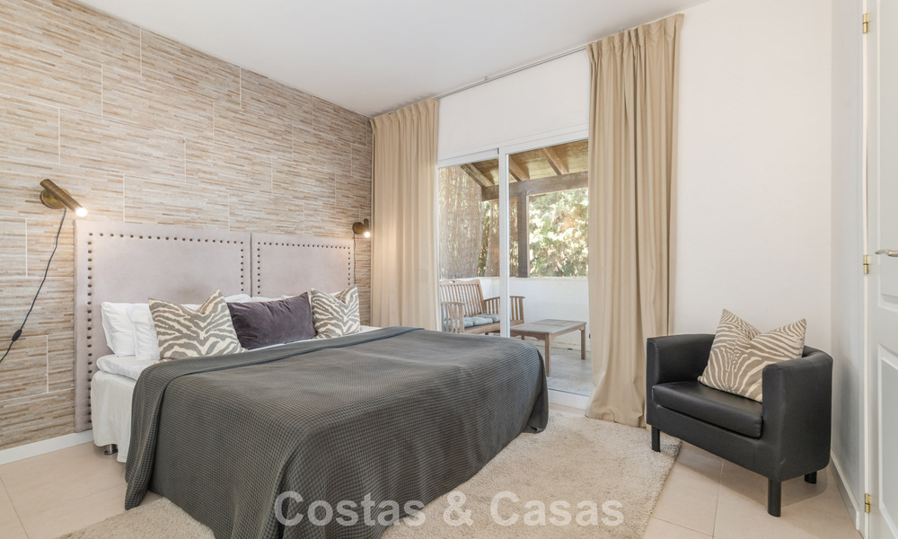 Contemporary Mediterranean luxury villa for sale in a preferred residential area in Nueva Andalucia, Marbella 63604
