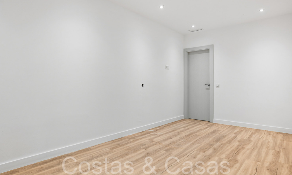 Ready to move in, new, modern villa for sale just steps from the beach and all amenities in San Pedro, Marbella 67029