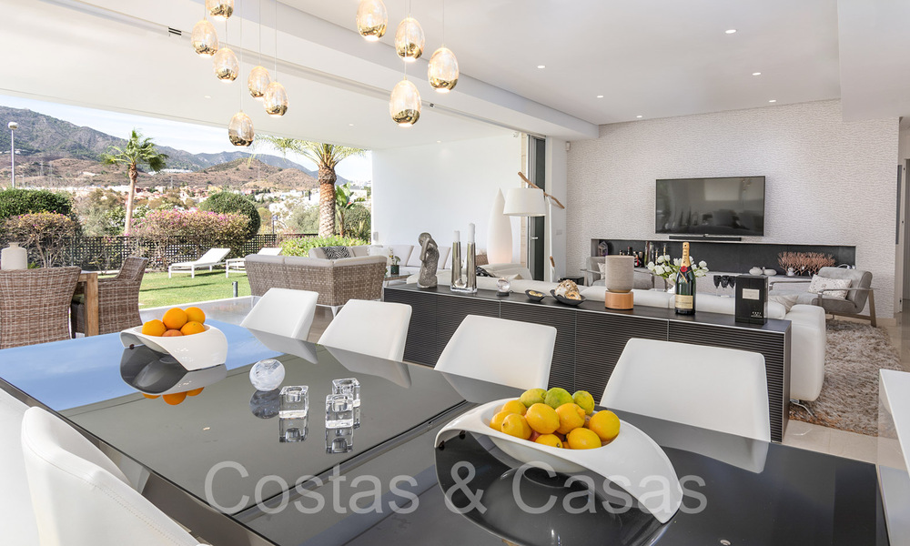 Modernist luxury villa for sale in natural, highly desirable area east of Marbella centre 63810