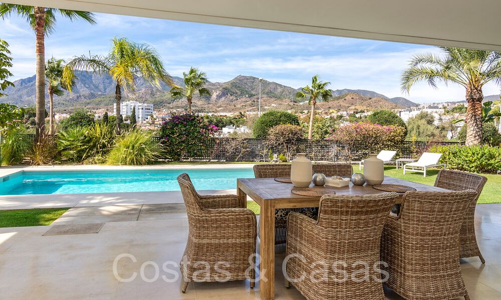 Modernist luxury villa for sale in natural, highly desirable area east of Marbella centre 63824