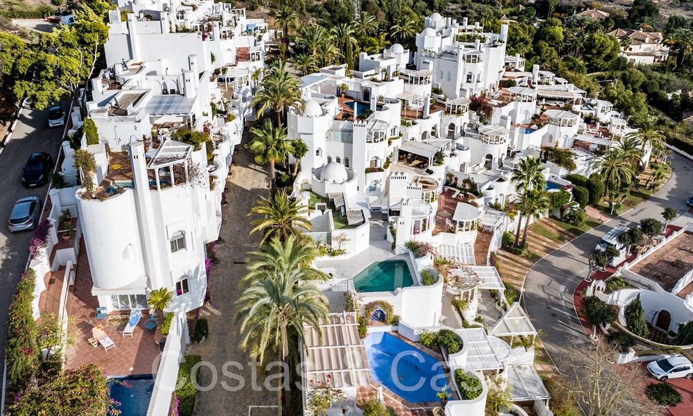 Exclusive penthouse with private pool and panoramic sea views for sale in Mediterranean complex on Marbella's Golden Mile 63906