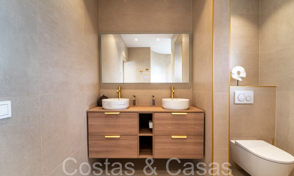 Exclusive penthouse with private pool and panoramic sea views for sale in Mediterranean complex on Marbella's Golden Mile 63922