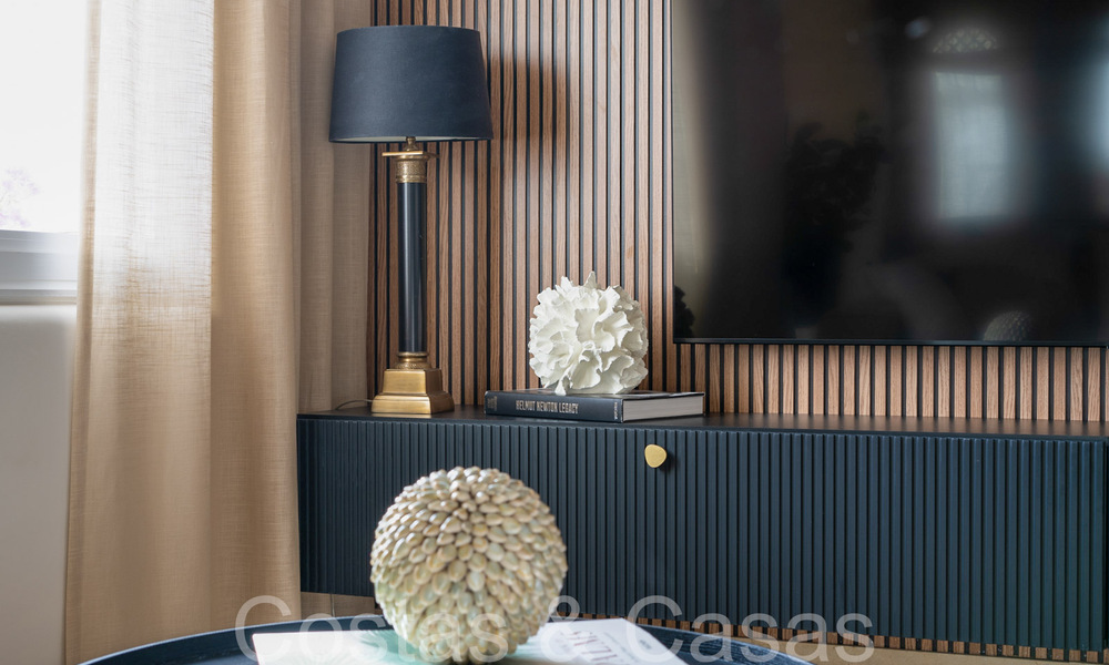 Exclusive penthouse with private pool and panoramic sea views for sale in Mediterranean complex on Marbella's Golden Mile 63934