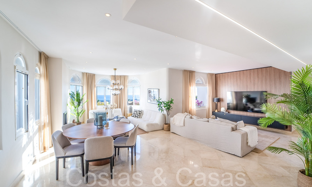 Exclusive penthouse with private pool and panoramic sea views for sale in Mediterranean complex on Marbella's Golden Mile 63942