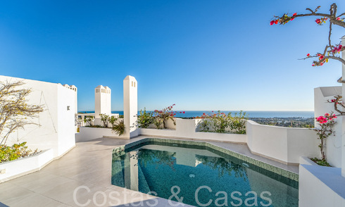 Exclusive penthouse with private pool and panoramic sea views for sale in Mediterranean complex on Marbella's Golden Mile 63947