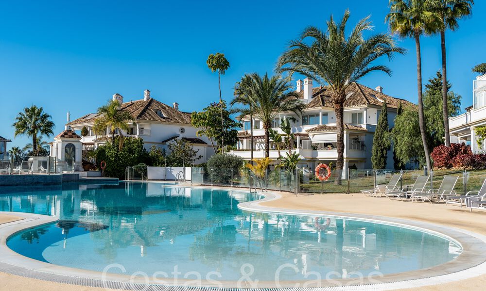 Luxury 3-bedroom apartment for sale in gated and secure sought-after complex on Marbella's Golden Mile 63951