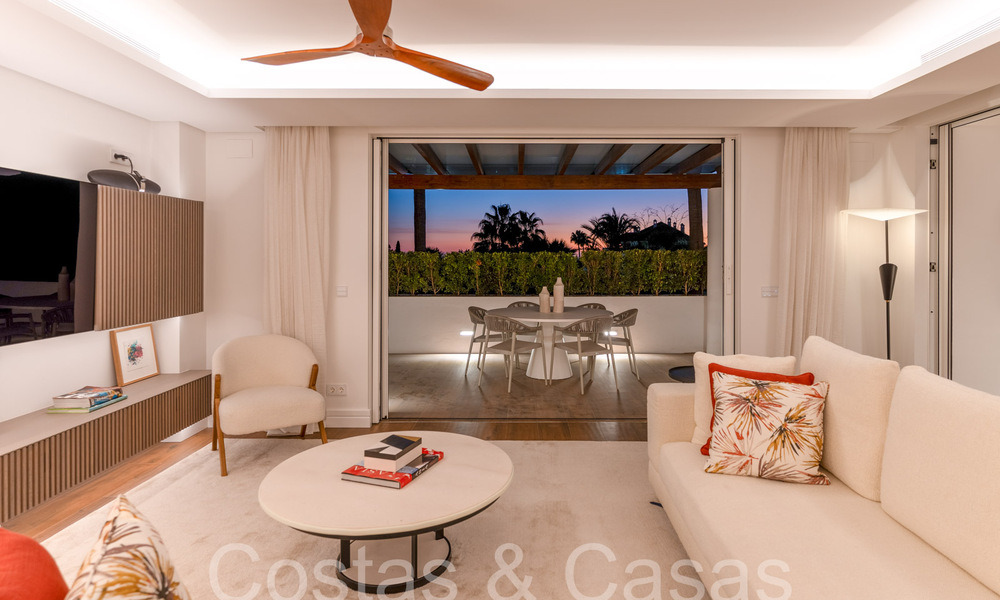 Luxury 3-bedroom apartment for sale in gated and secure sought-after complex on Marbella's Golden Mile 63988