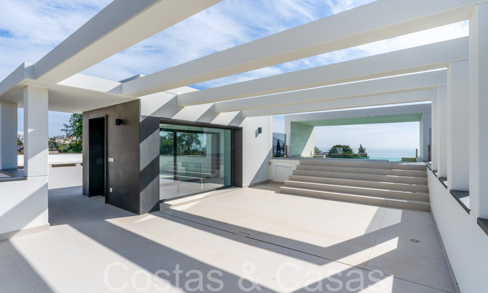 Ready to move in, modern luxury villa for sale with infinity pool in an exclusive gated community in Benalmadena, Costa del Sol 64096