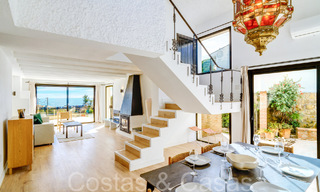 Mediterranean villa for sale on frontline beach near Estepona centre 64014 