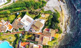 Mediterranean villa for sale on frontline beach near Estepona centre 64063 
