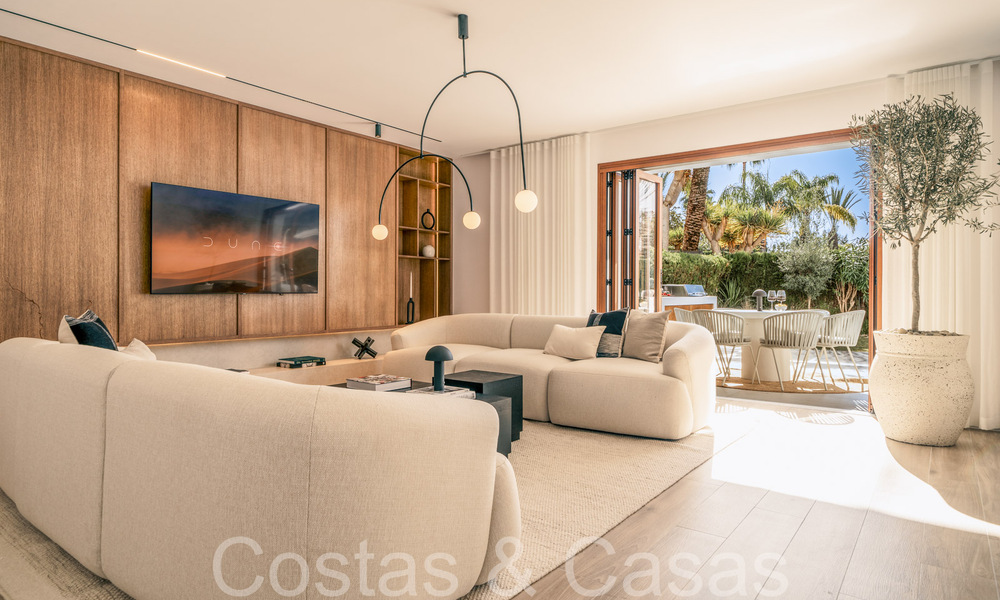 Prestigious renovated house for sale surrounded by golf courses in Nueva Andalucia's golf valley, Marbella 64122