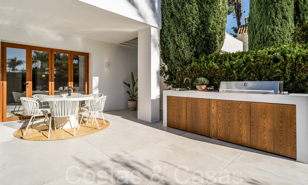 Prestigious renovated house for sale surrounded by golf courses in Nueva Andalucia's golf valley, Marbella 64129