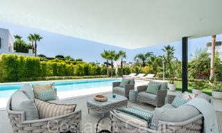 Superior luxury villa with modern architecture for sale a stone's throw from Nueva Andalucia's golf valley, Marbella 64233 