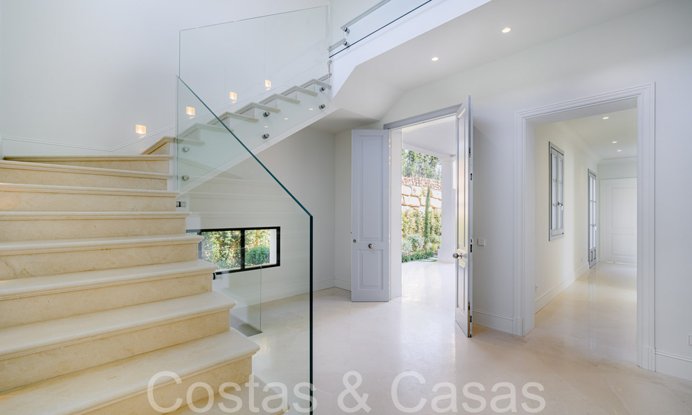 Move-in ready, luxury villa with modern-Mediterranean design for sale in popular golf area in Nueva Andalucia, Marbella 64245