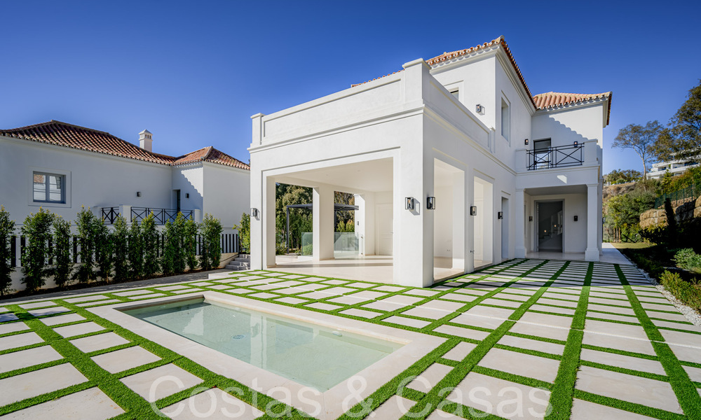 Move-in ready, luxury villa with modern-Mediterranean design for sale in popular golf area in Nueva Andalucia, Marbella 64268