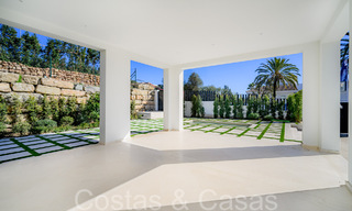 Move-in ready, luxury villa with modern-Mediterranean design for sale in popular golf area in Nueva Andalucia, Marbella 64269 