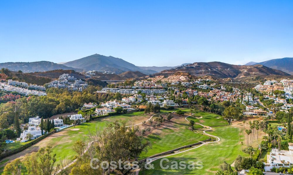 Move-in ready, luxury villa with modern-Mediterranean design for sale in popular golf area in Nueva Andalucia, Marbella 774512