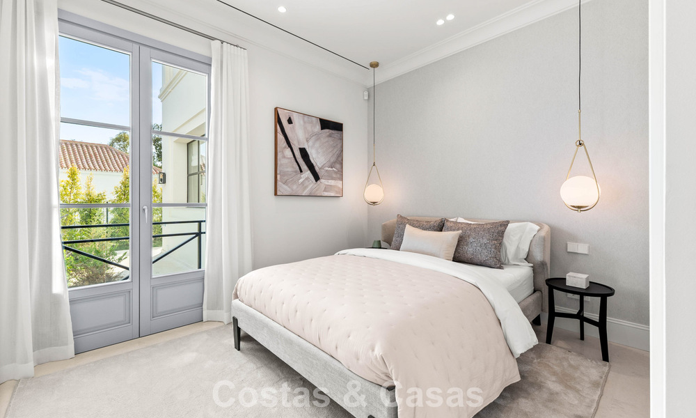 Move-in ready, luxury villa with modern-Mediterranean design for sale in popular golf area in Nueva Andalucia, Marbella 774514