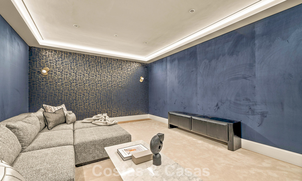 Move-in ready, luxury villa with modern-Mediterranean design for sale in popular golf area in Nueva Andalucia, Marbella 774542