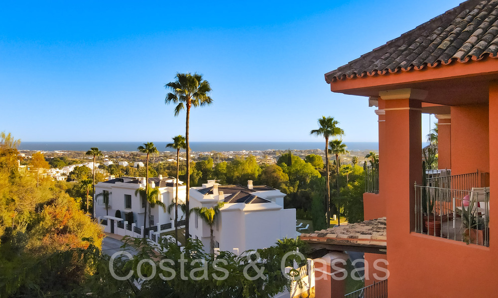 Ready to move in, spacious 3-bedroom penthouse for sale with magnificent sea views in Benahavis - Marbella 64300