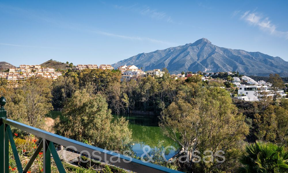 Sophisticated luxury apartment with lake, mountain and sea views for sale in Nueva Andalucia, Marbella 64465