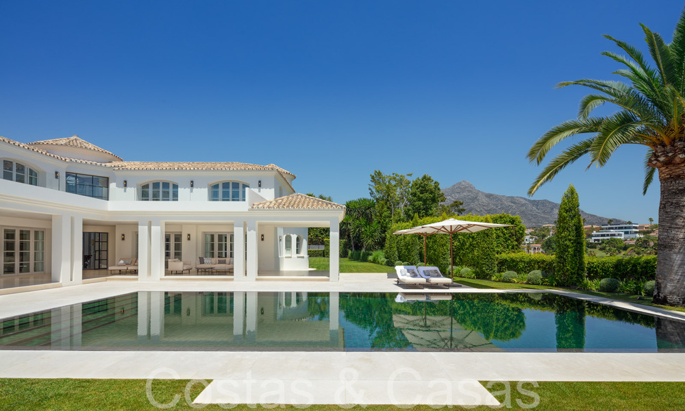 Stunning luxury villa with modern Mediterranean architectural style for sale, first line golf in Nueva Andalucia, Marbella 64520