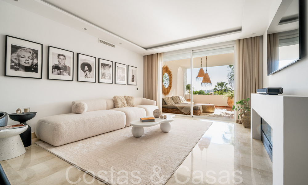 Charming apartment for sale with panoramic valley and sea views in Nueva Andalucia, Marbella 64602