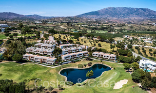 New project with modern luxury houses for sale adjacent to the golf course in Mijas, Costa del Sol 64610 