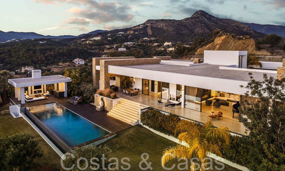 Ready to move in, modern luxury villa for sale, frontline golf in the prestigious Marbella Club Golf Resort in Benahavis 65376