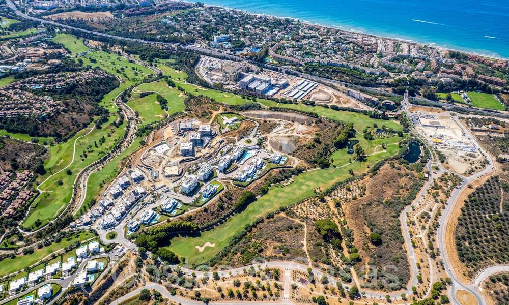Prestigious new build apartments for sale directly on the golf course, with sea and golf views, East Marbella 64727