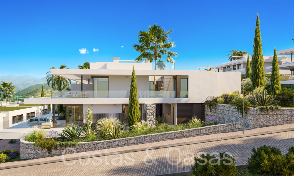 Prestigious new build apartments for sale directly on the golf course, with sea and golf views, East Marbella 64735