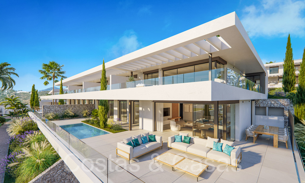 New build luxury houses for sale in a first line golf complex in East Marbella 64762