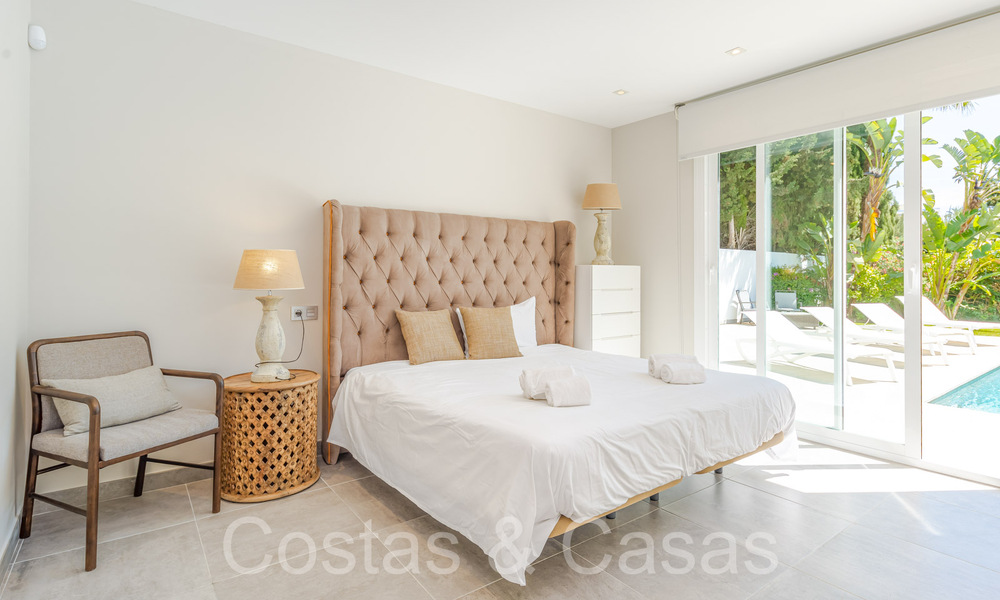 Ready to move in, modern luxury villa for sale surrounded by golf courses in Nueva Andalucia, Marbella 65536