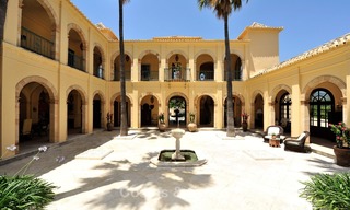 Villa - country estate for sale, Marbella - Estepona 898 