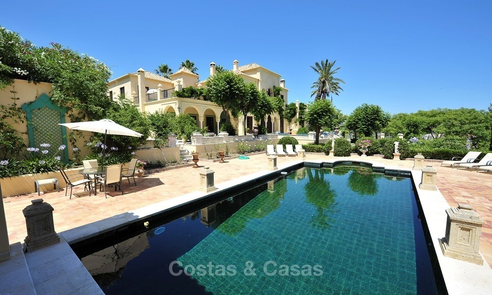 Villa - country estate for sale, Marbella - Estepona 913