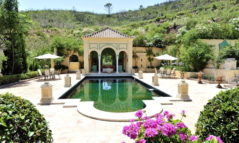 Villa - country estate for sale, Marbella - Estepona 921