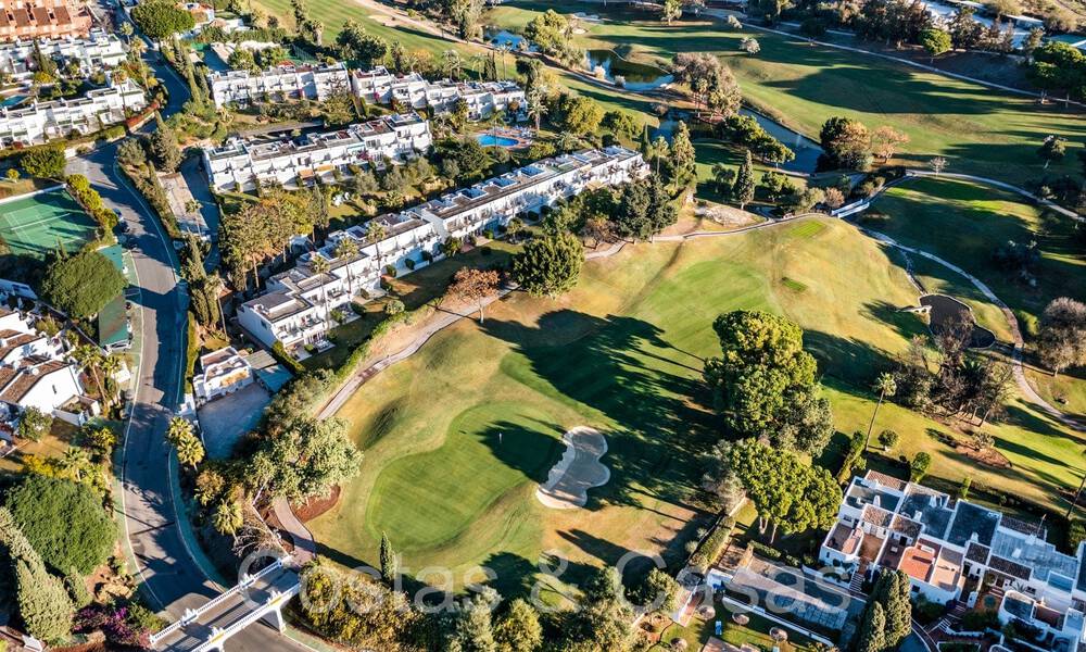 Recently renovated townhouse in a gated complex for sale, adjacent to the golf course in Nueva Andalucia, Marbella 65228